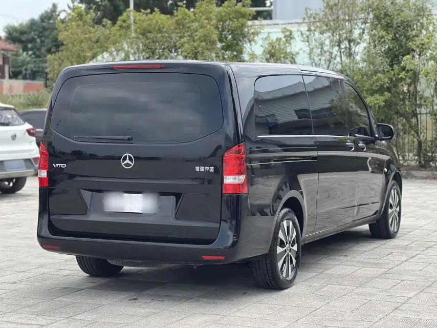 Mercedes-Benz Vito 2021 2.0T Elite Version 7 Seats — миниатюра 6