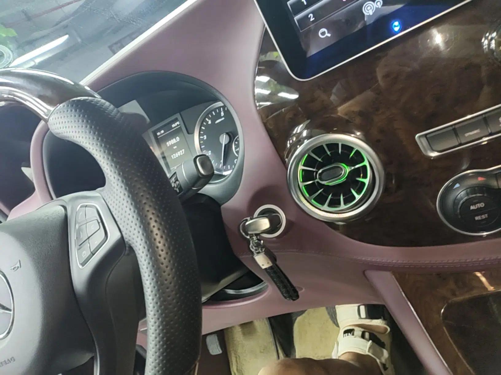 Mercedes-Benz Vito 2021 2.0T Elite Version 7 Seats — миниатюра 16