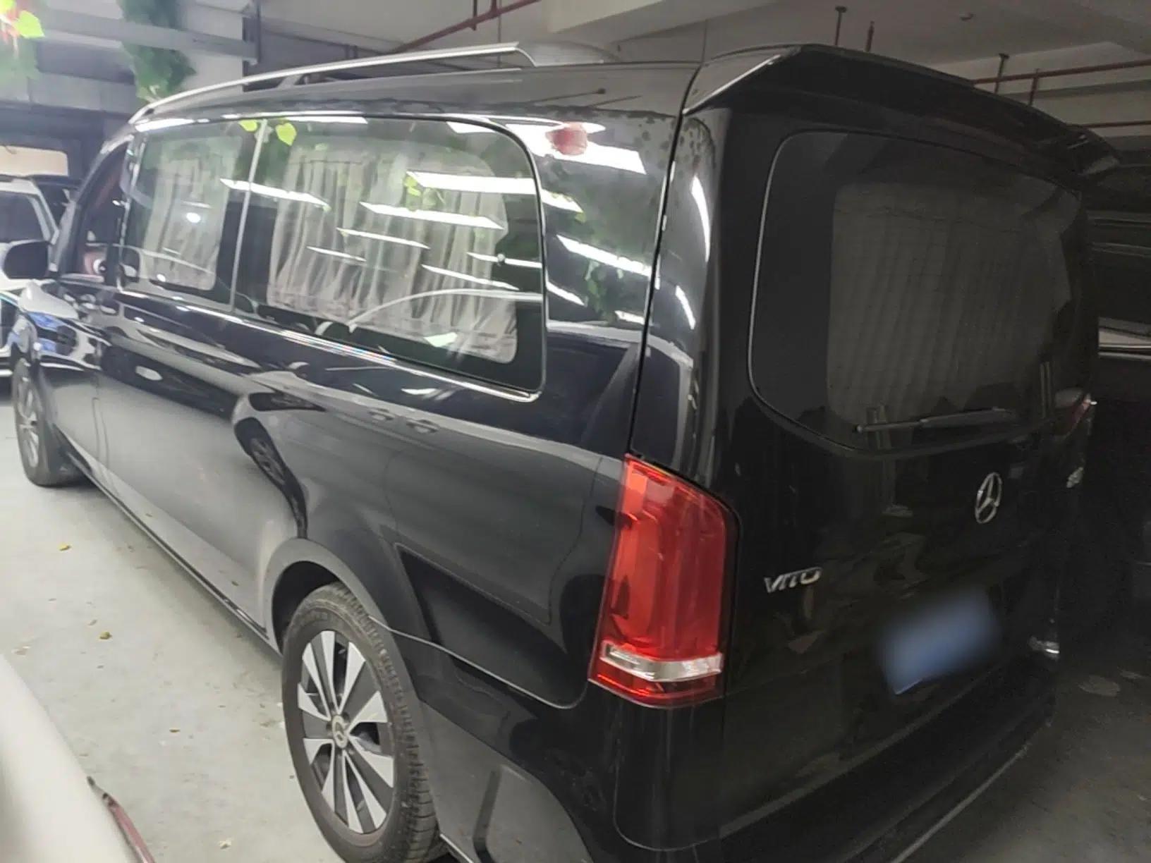 Mercedes-Benz Vito 2021 2.0T Elite Version 7 Seats — миниатюра 4
