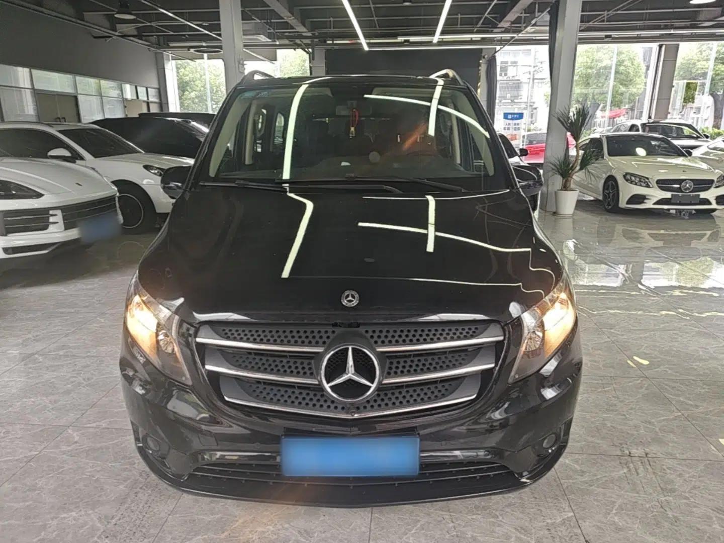 Mercedes-Benz Vito 2018 2.0T Business Version China VI Emission Standard — миниатюра 2