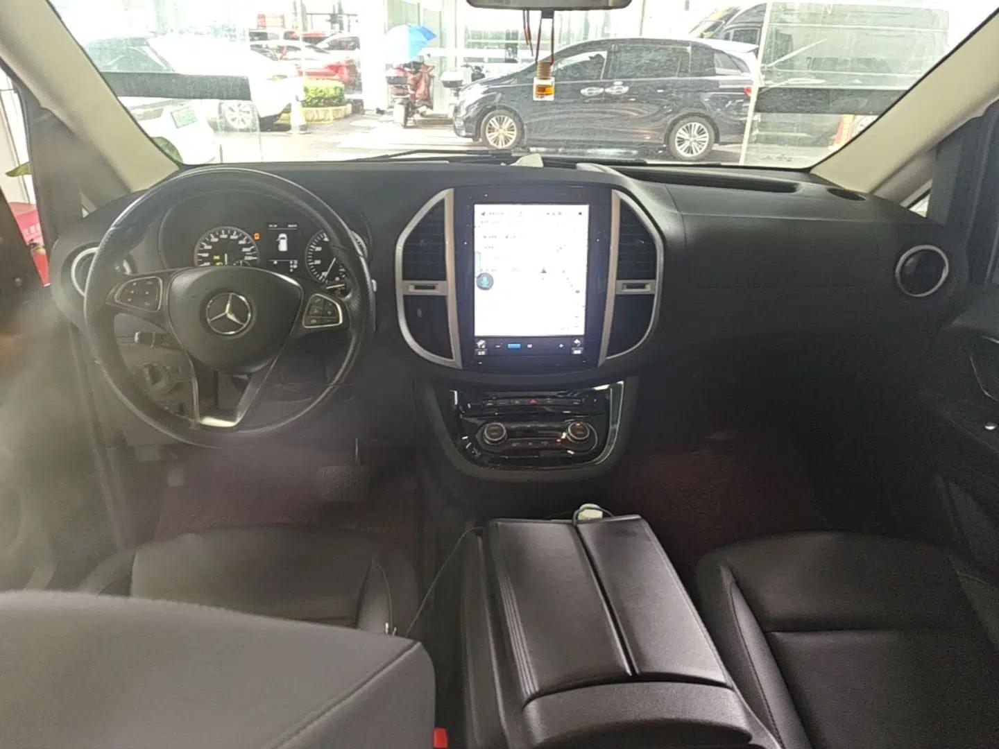 Mercedes-Benz Vito 2018 2.0T Business Version China VI Emission Standard — миниатюра 12