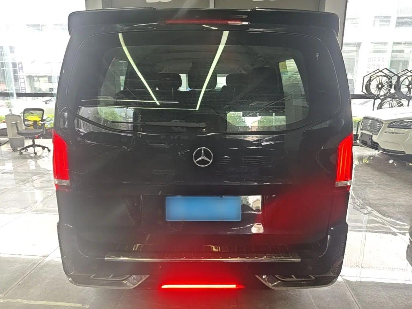 Mercedes-Benz Vito 2018 2.0T Business Version China VI Emission Standard — миниатюра 5