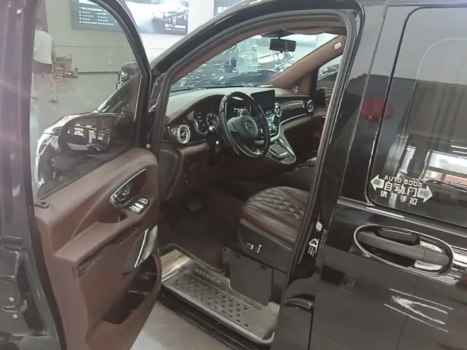 Mercedes-Benz Vito 2020 2.0T Business Version 7 Seats — миниатюра 18