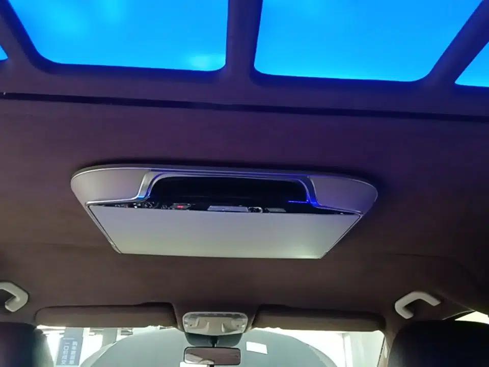 Mercedes-Benz Vito 2020 2.0T Business Version 7 Seats — миниатюра 21