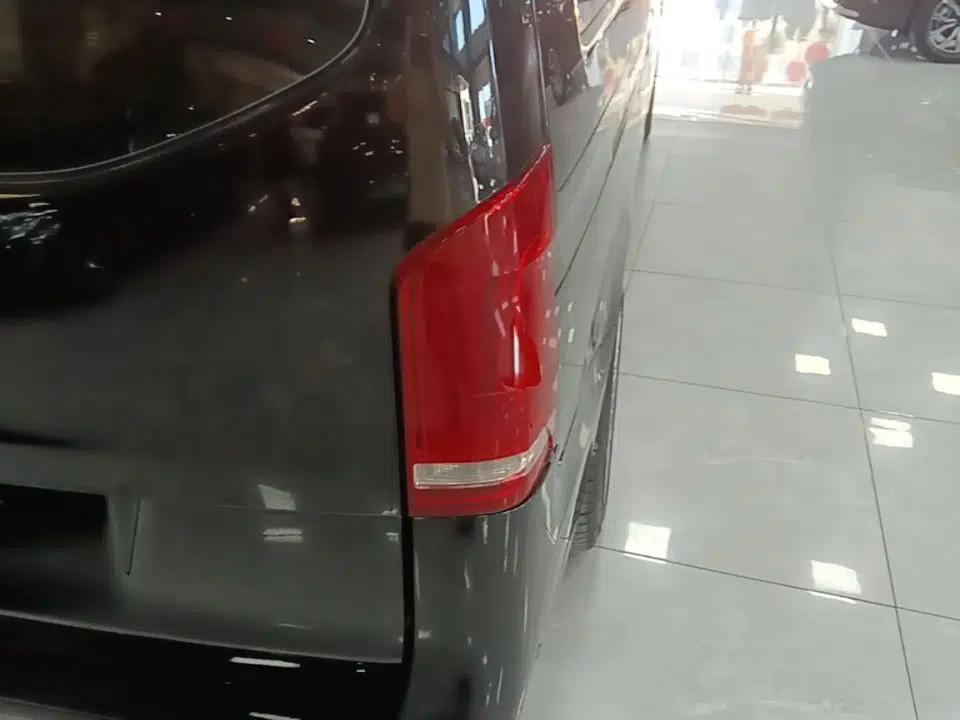 Mercedes-Benz Vito 2020 2.0T Business Version 7 Seats — миниатюра 9