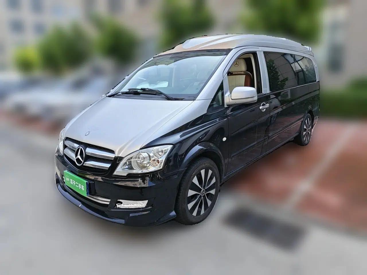 Mercedes-Benz Vito Mercedes-Benz V-Class 3.0T, 7-seater, high-roof, automatic transmission, gasoline-powered, Flyball brand. — миниатюра 1