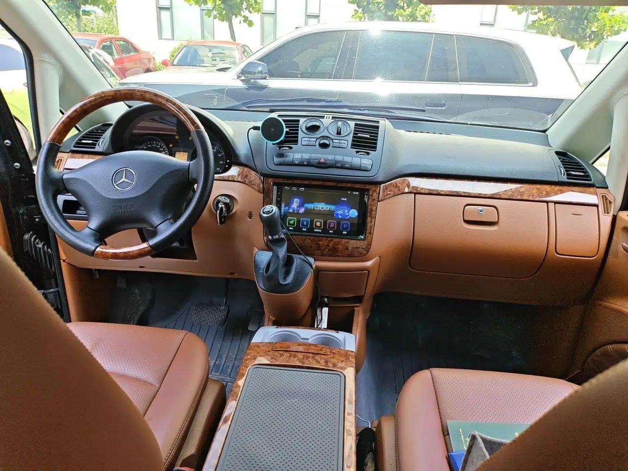 Mercedes-Benz Vito Mercedes-Benz V-Class 3.0T, 7-seater, high-roof, automatic transmission, gasoline-powered, Flyball brand. — миниатюра 9