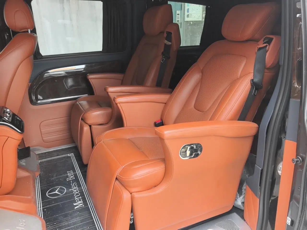 Mercedes-Benz Vito Mercedes-Benz, 2.0L, 7 seats, automatic transmission, parallel import — миниатюра 17