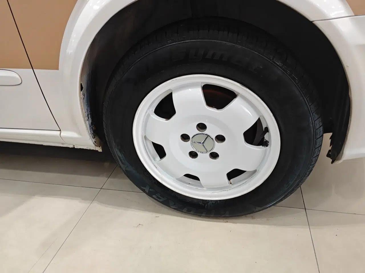 Mercedes-Benz Vito 2011 2.5L 7-seater executive version — миниатюра 8
