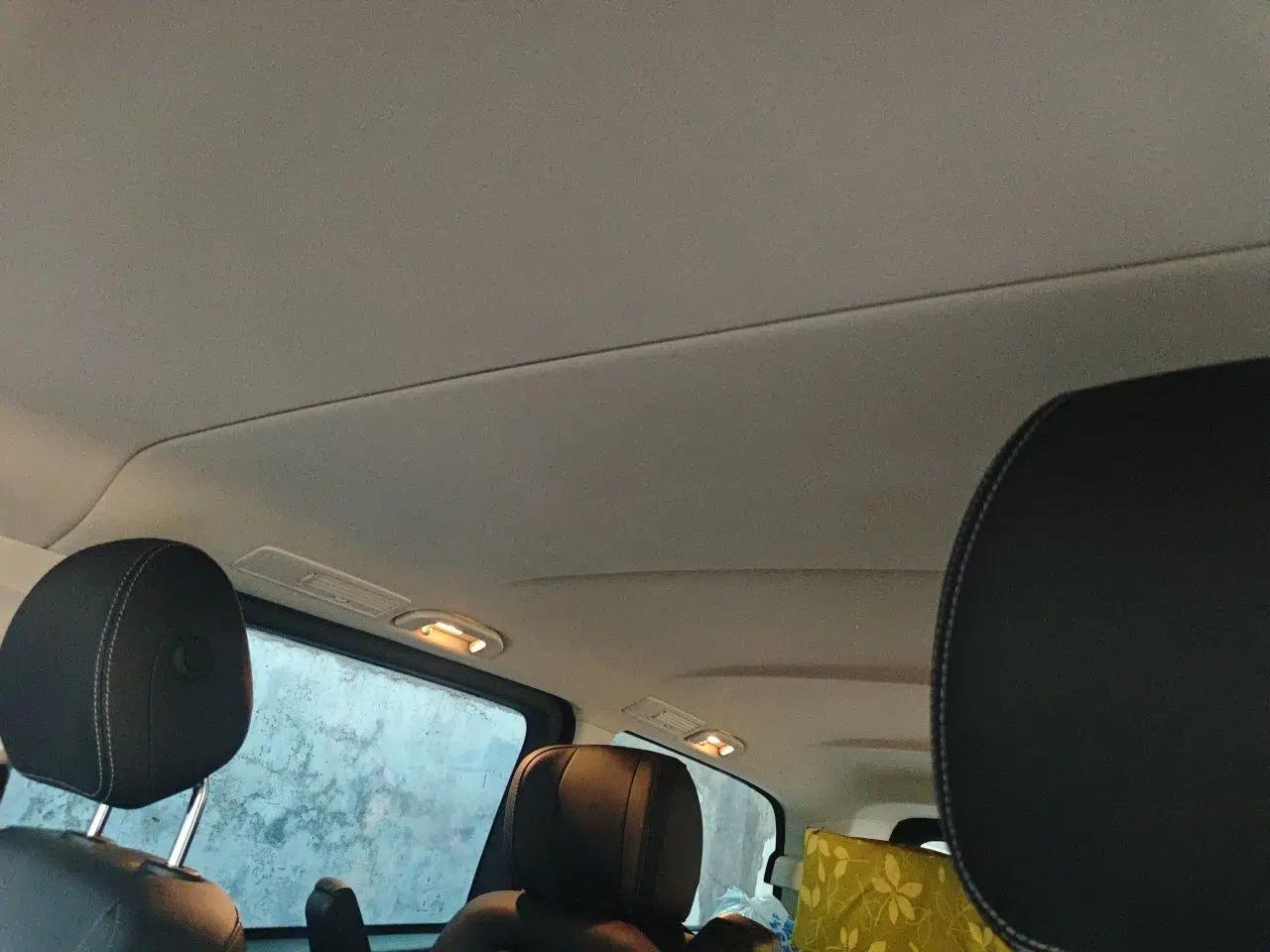 Mercedes-Benz Vito 2023 2.0T Business Version 7 Seats — миниатюра 18