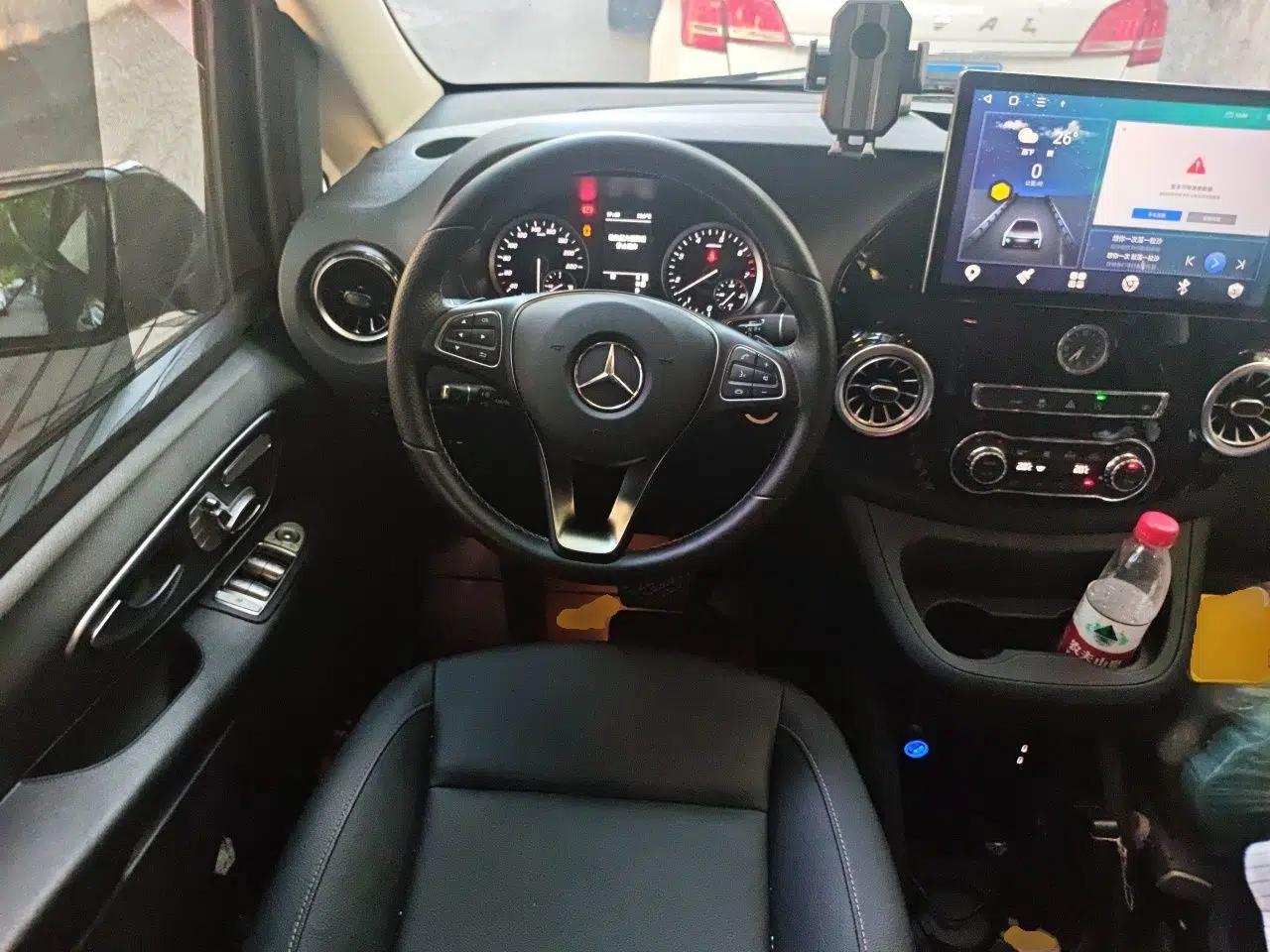 Mercedes-Benz Vito 2023 2.0T Business Version 7 Seats — миниатюра 10