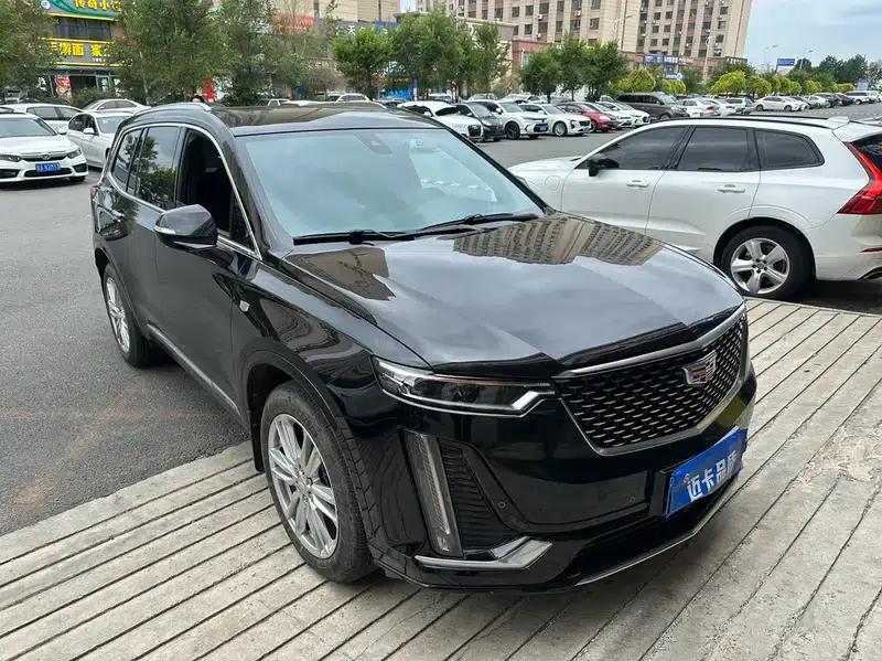 Cadillac XT6 2022 2.0T 7-seater 2WD Luxury — миниатюра 3