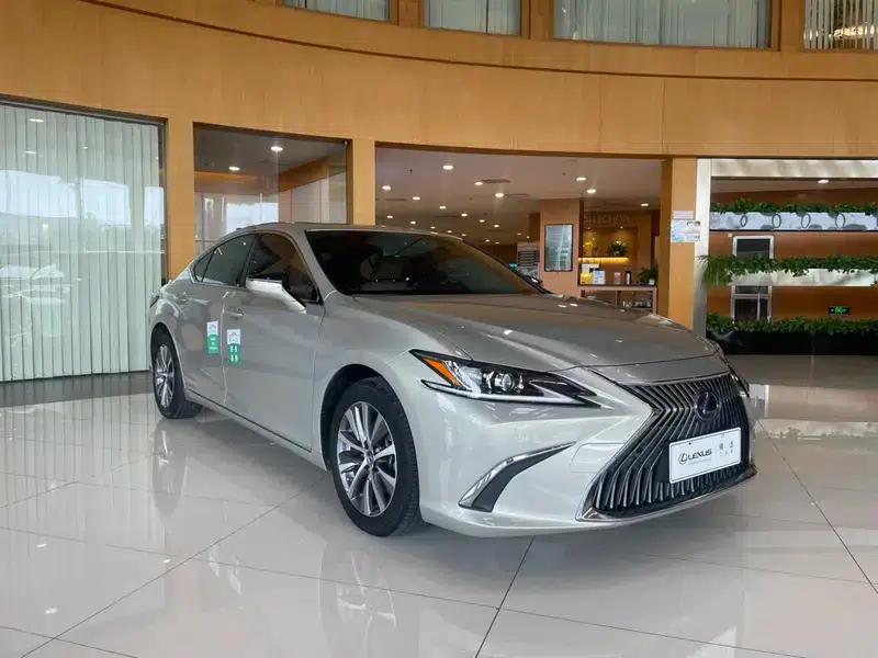 Lexus ES 2020 300h Premium Edition (China VI Emission Standard) — миниатюра 3