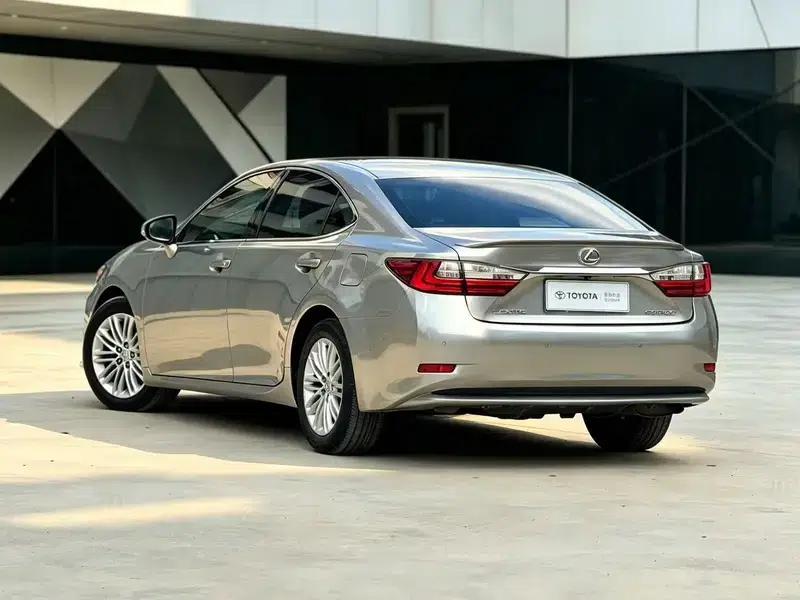 Lexus ES 2015 200 Comfort Edition — миниатюра 3