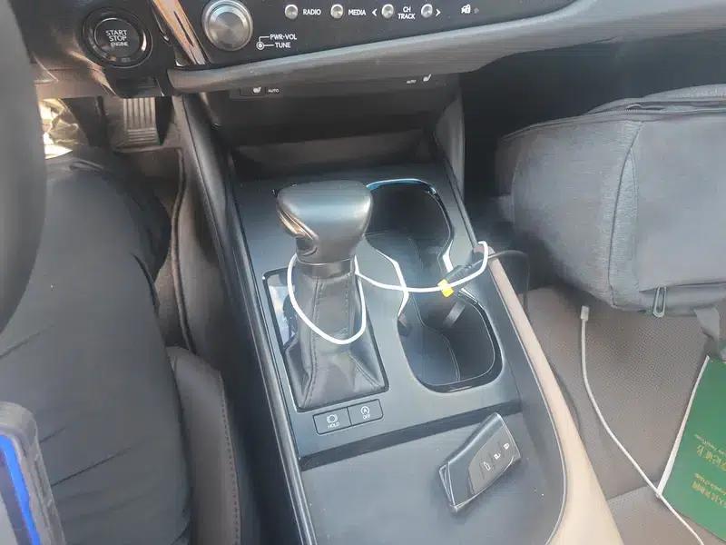 Lexus ES 2022 200 Premium Edition — миниатюра 14