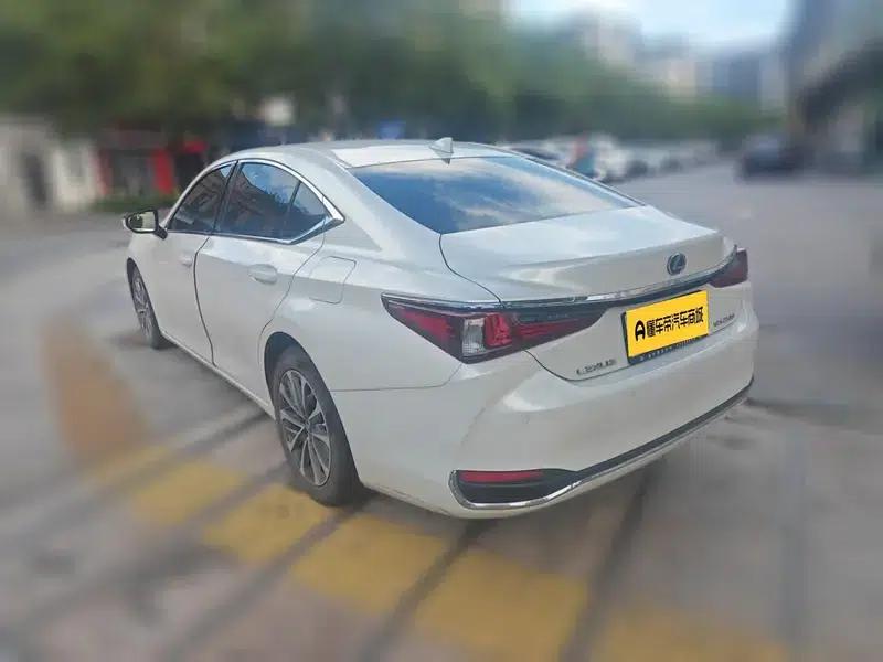 Lexus ES 2022 200 Premium Edition — миниатюра 6