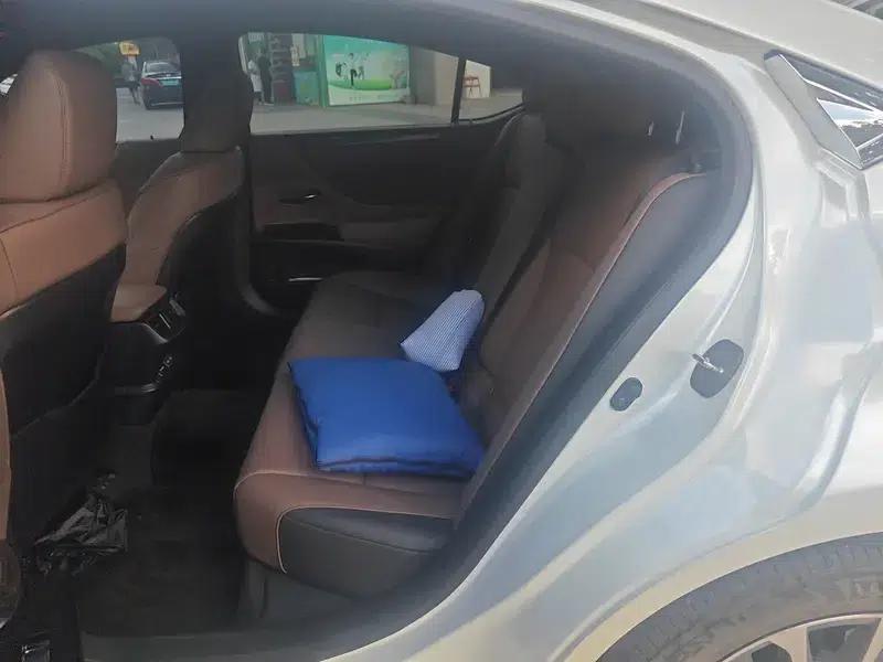 Lexus ES 2022 200 Premium Edition — миниатюра 9