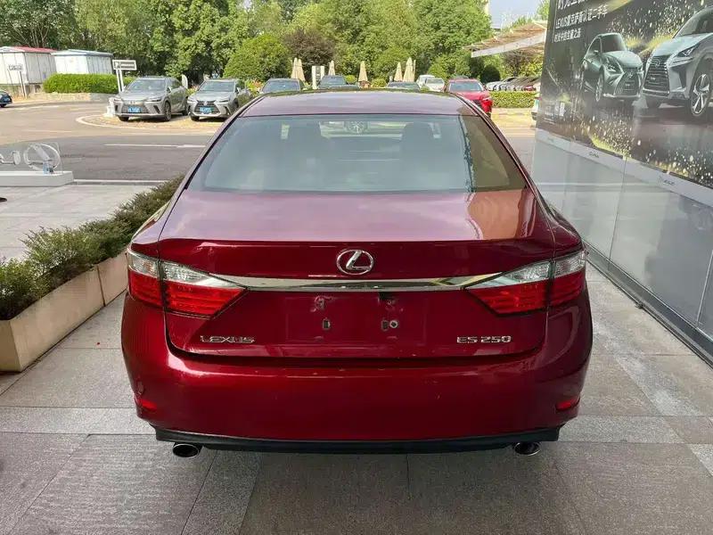Lexus ES 2013 250 Elegant Edition — миниатюра 5