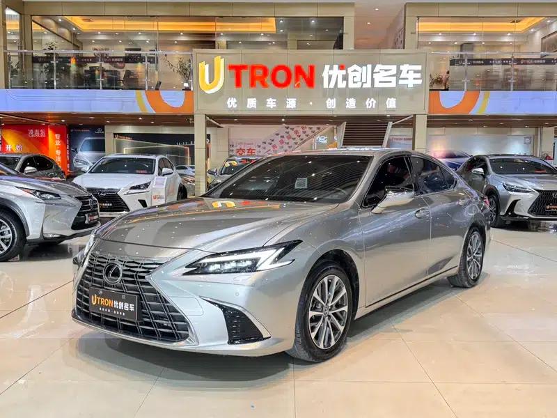 Lexus ES 2025 200 Premium Edition — миниатюра 1