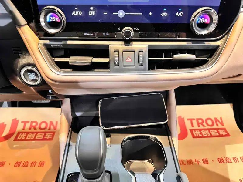 Lexus ES 2025 200 Premium Edition — миниатюра 14