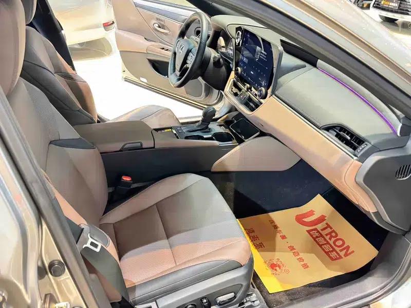Lexus ES 2025 200 Premium Edition — миниатюра 17