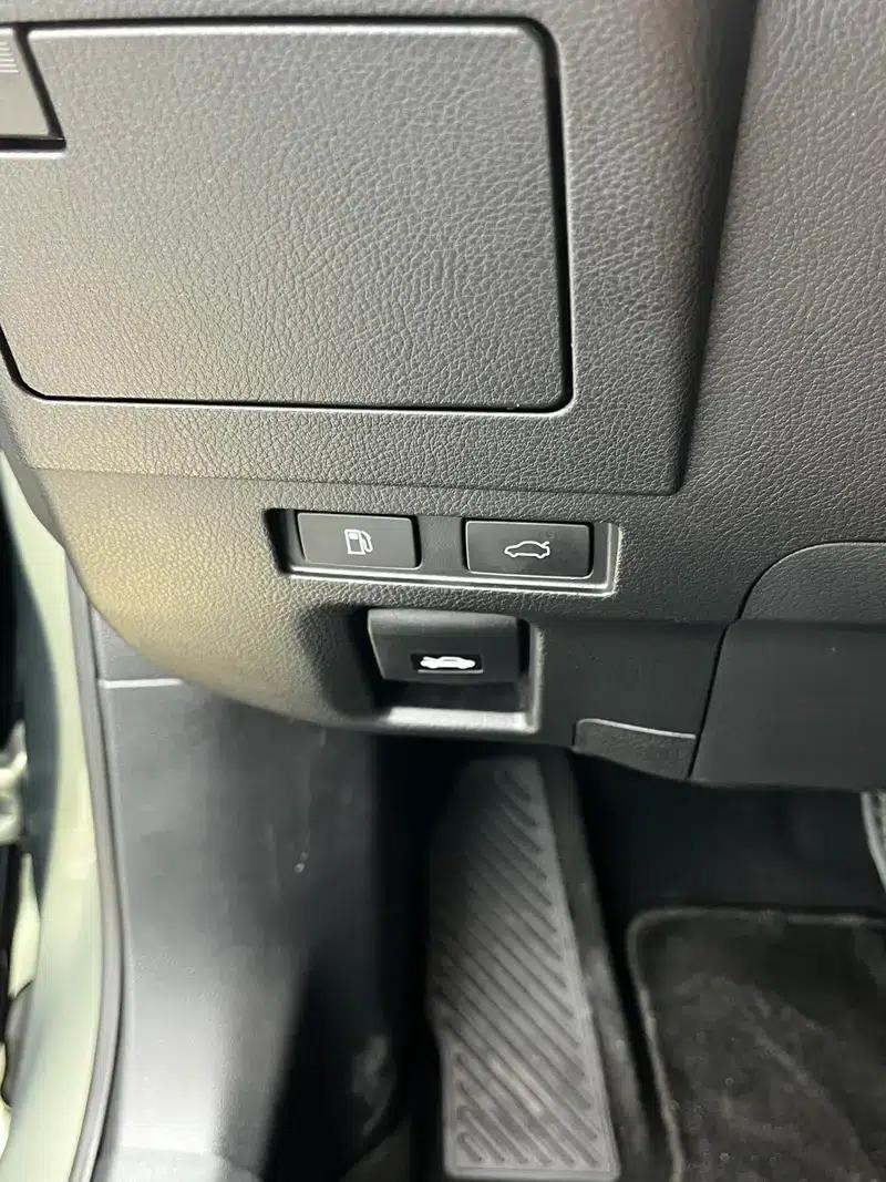 Lexus ES 2022 200 Premium Edition — миниатюра 15