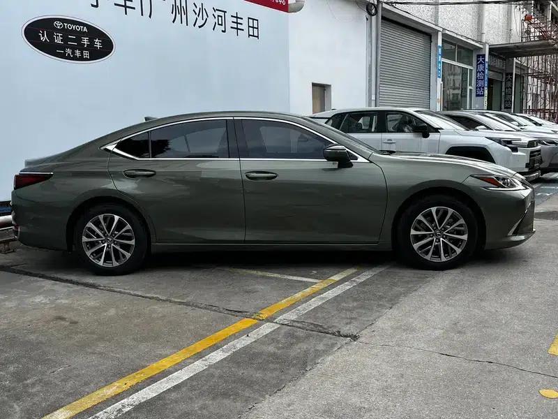 Lexus ES 2022 200 Premium Edition — миниатюра 8