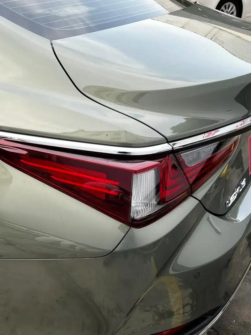 Lexus ES 2022 200 Premium Edition — миниатюра 10