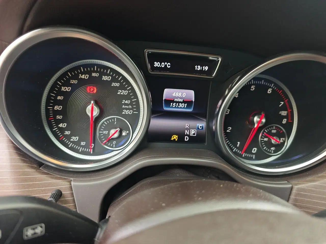 Mercedes-Benz GLE 2018 GLE 400 4MATIC Exclusive Edition — миниатюра 12