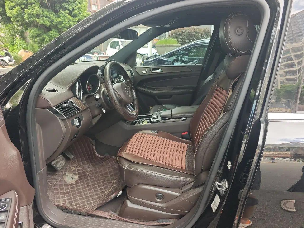 Mercedes-Benz GLE 2018 GLE 400 4MATIC Exclusive Edition — миниатюра 15