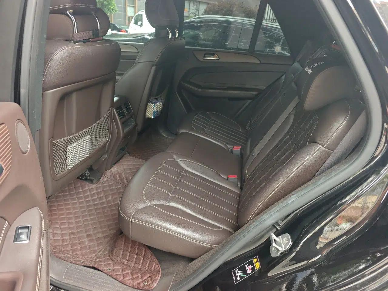 Mercedes-Benz GLE 2018 GLE 400 4MATIC Exclusive Edition — миниатюра 17