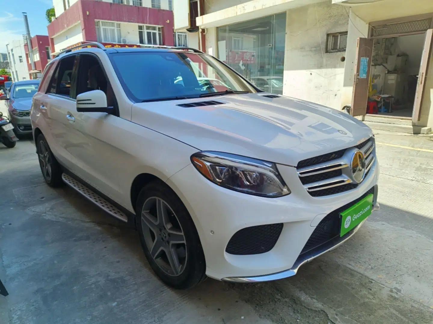 Mercedes-Benz GLE-Class 2017 GLE 320 4MATIC Dynamic Model — миниатюра 3
