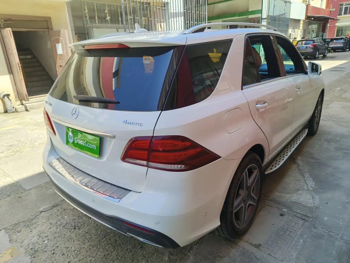Mercedes-Benz GLE-Class 2017 GLE 320 4MATIC Dynamic Model — миниатюра 6