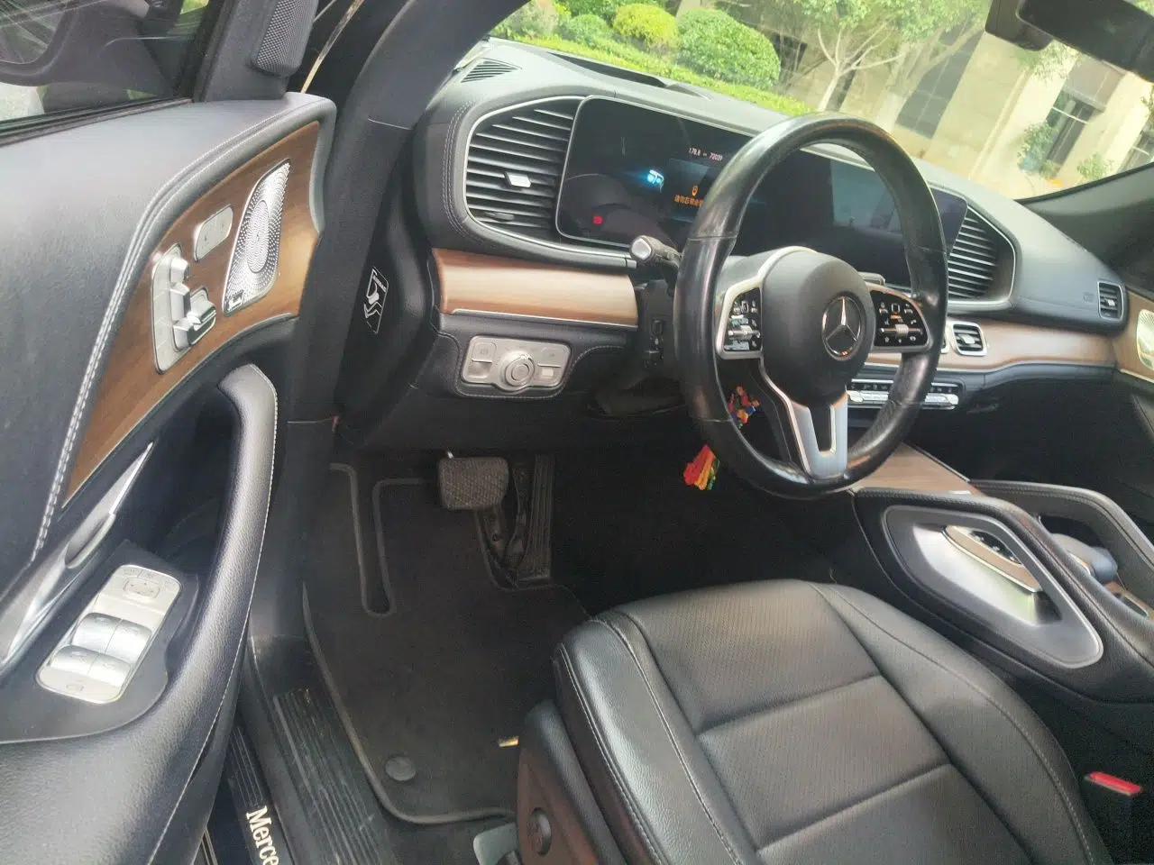 Mercedes-Benz GLE-Class 2019 GLE350 2.0 five-seater parallel import gasoline vehicle — миниатюра 16