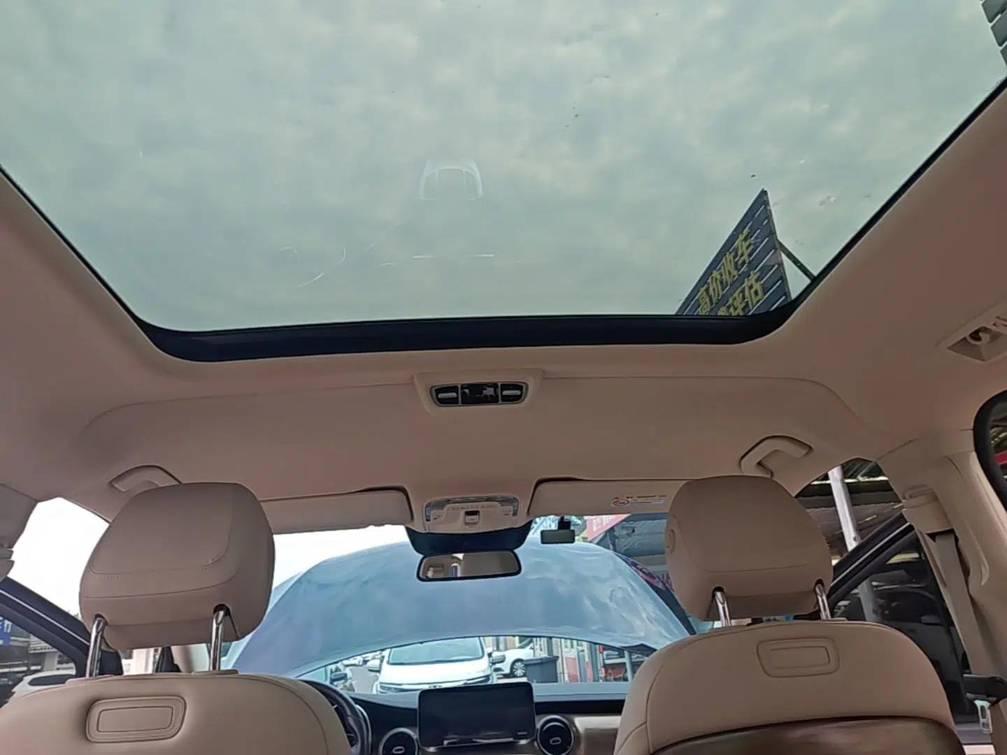 Mercedes-Benz V-Class 2021 V 260 Prestige Edition — миниатюра 21