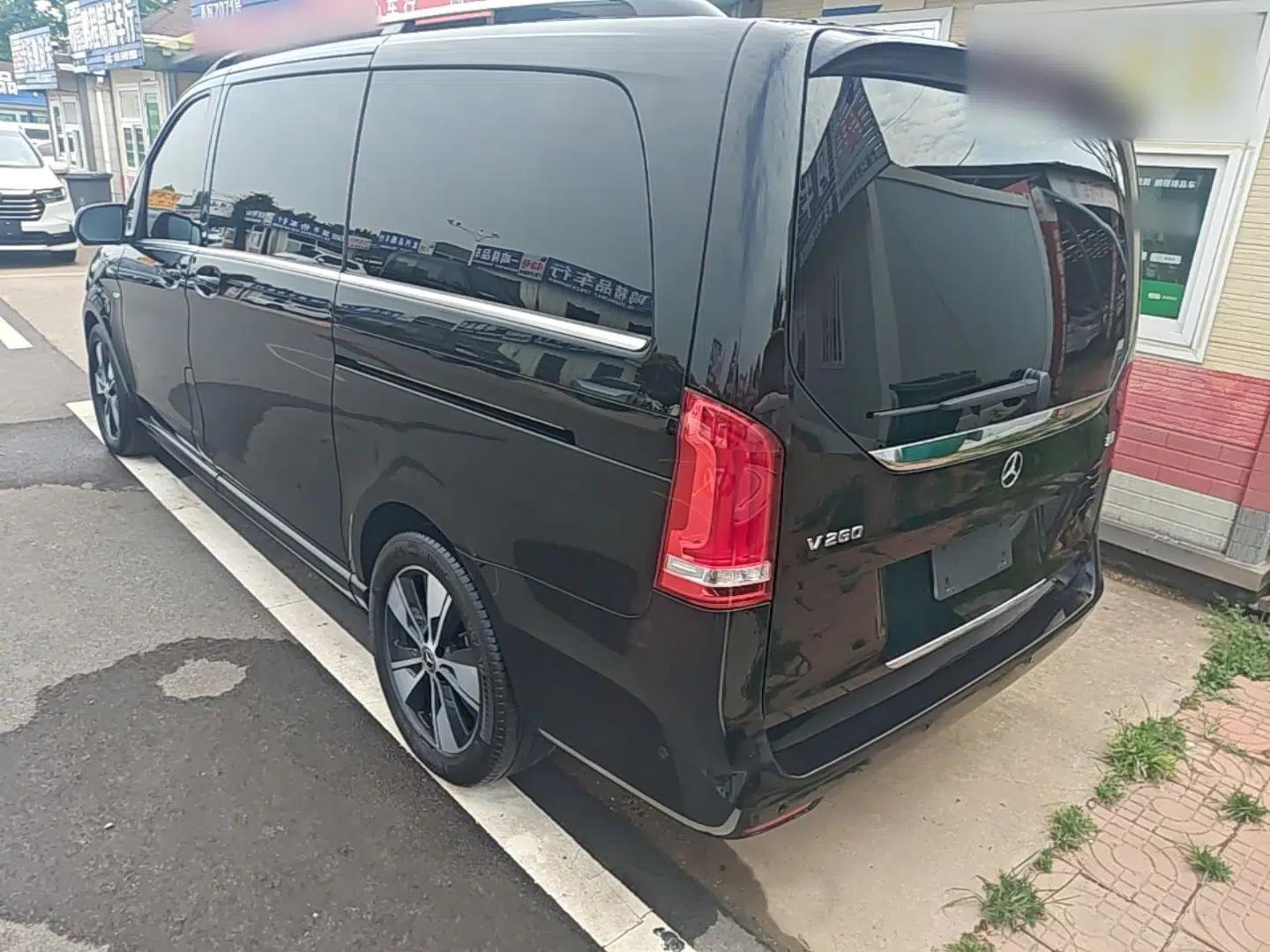 Mercedes-Benz V-Class 2021 V 260 Prestige Edition — миниатюра 4