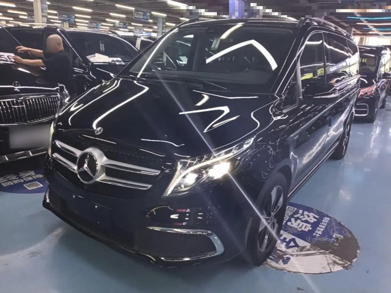 Mercedes-Benz V-Class 2022 V 260 Prestige Edition — миниатюра 1