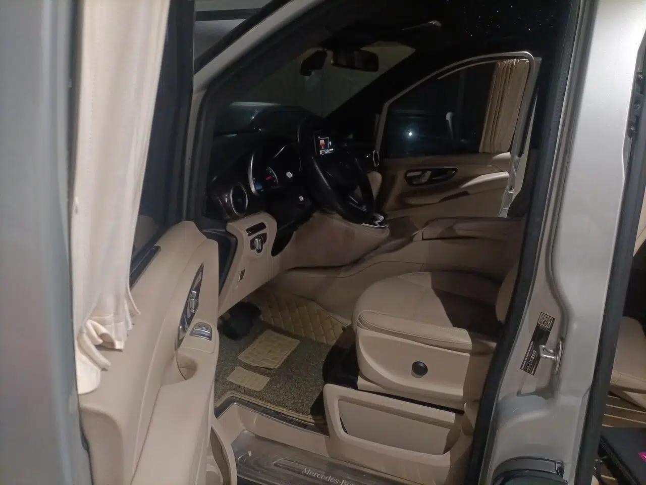 Mercedes-Benz V-Class 2016 V 260 Avantgarde Edition — миниатюра 16