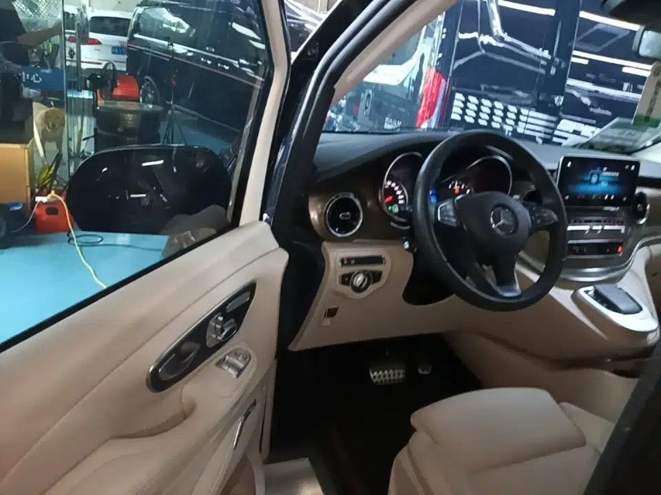 Mercedes-Benz V-Class 2022 V 260 L Long-wheelbase Luxury Edition — миниатюра 23