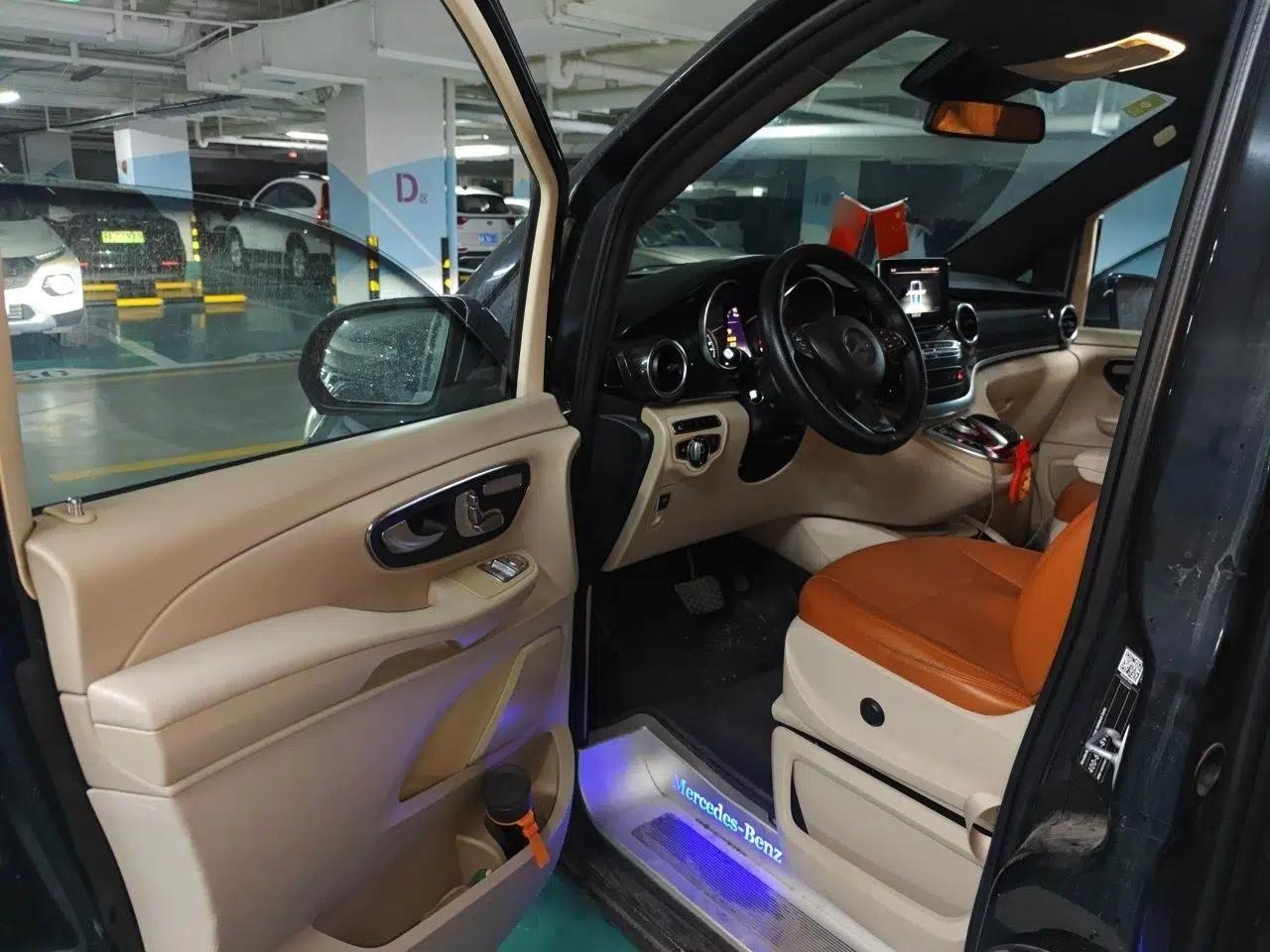 Mercedes-Benz V-Class 2016 V 260 Avantgarde Edition — миниатюра 16