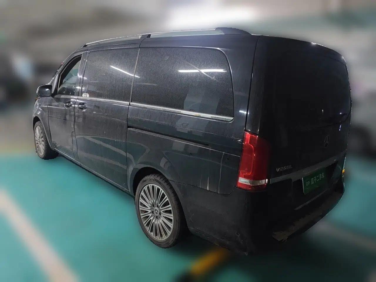 Mercedes-Benz V-Class 2016 V 260 Avantgarde Edition — миниатюра 4