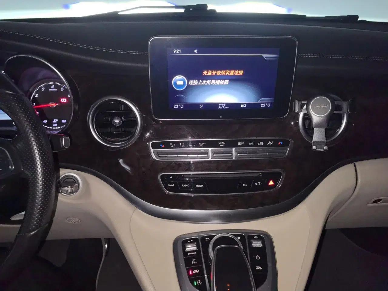 Mercedes-Benz V-Class 2018 V 260 Prestige Edition China V — миниатюра 13