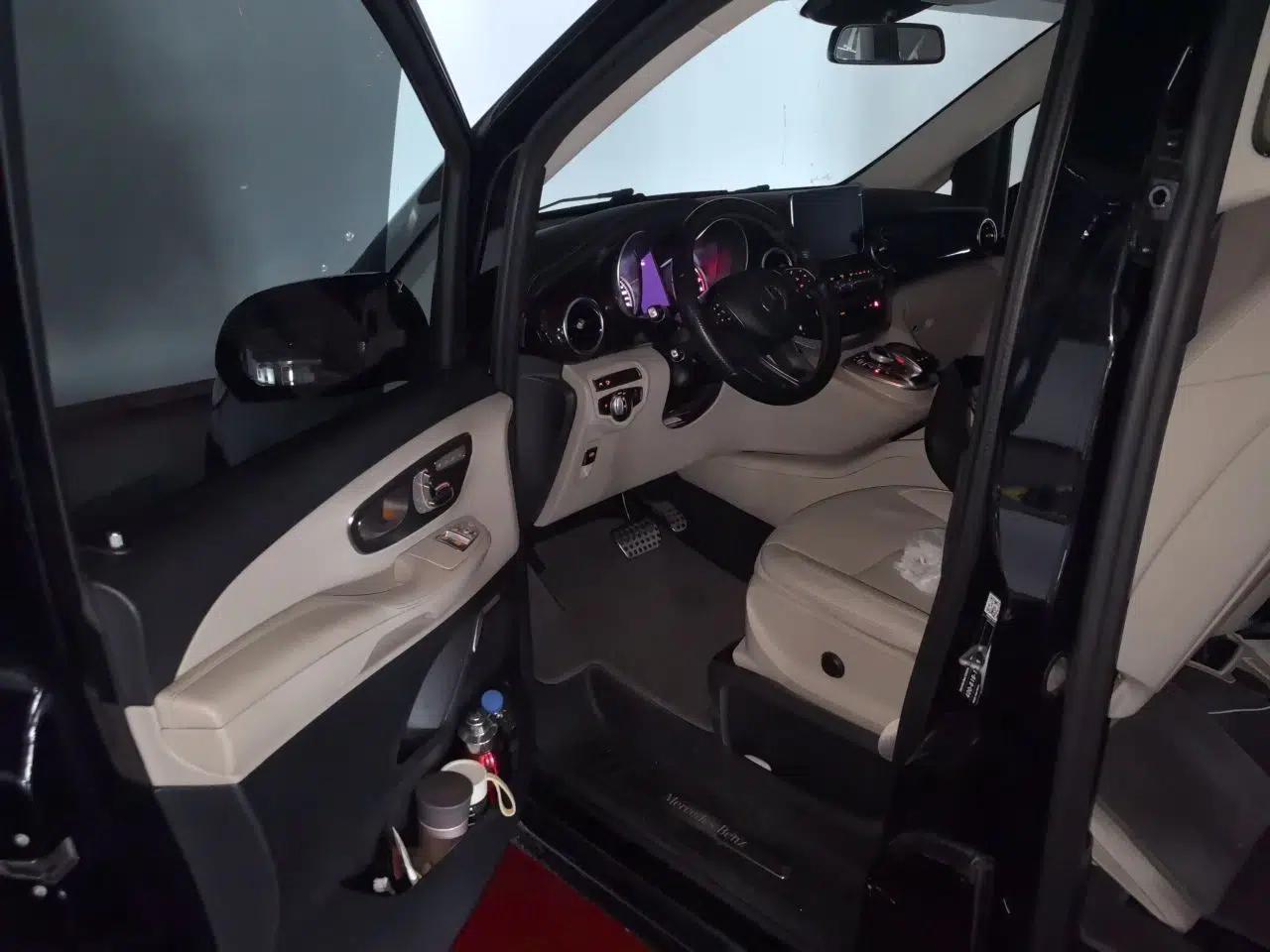 Mercedes-Benz V-Class 2018 V 260 Prestige Edition China V — миниатюра 16