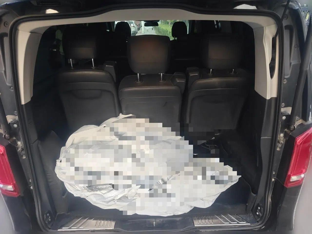 Mercedes-Benz V-Class 2018 V 260 Prestige Edition China V — миниатюра 19