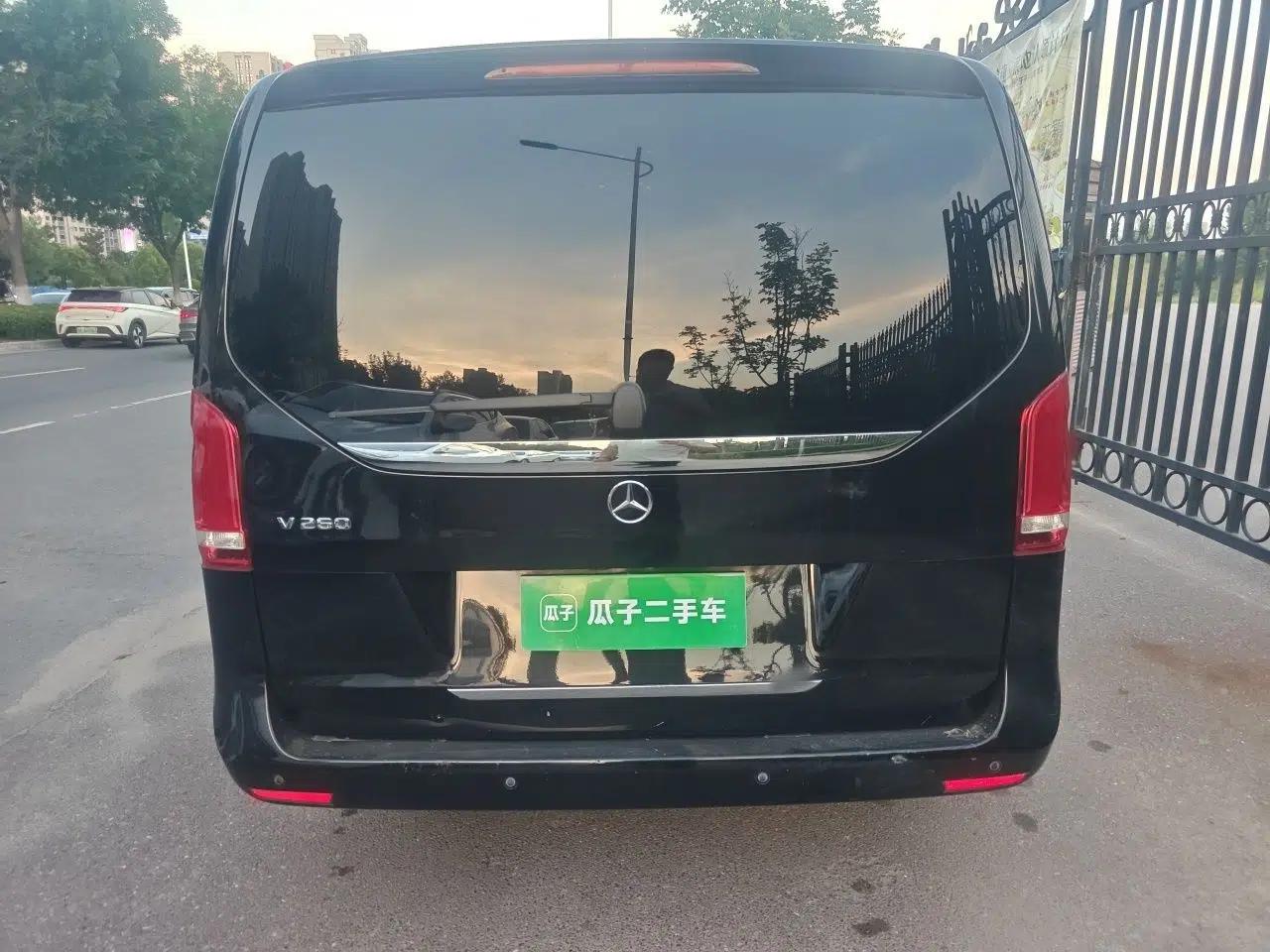 Mercedes-Benz V-Class 2018 V 260 Prestige Edition China V — миниатюра 5