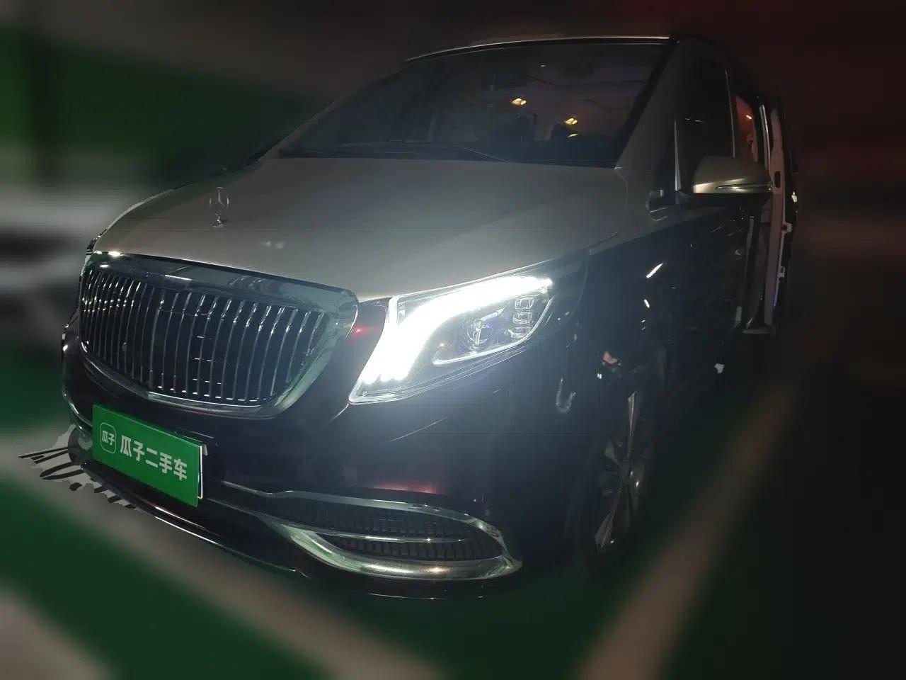 Mercedes-Benz V-Class 2016 V 260 Prestige Edition — миниатюра 1