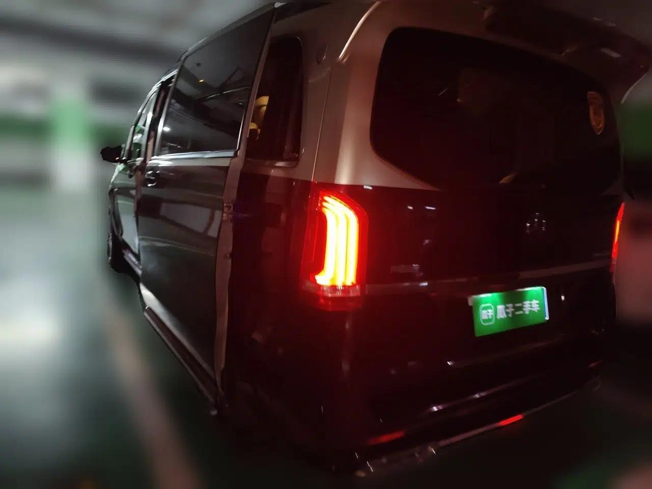 Mercedes-Benz V-Class 2016 V 260 Prestige Edition — миниатюра 4