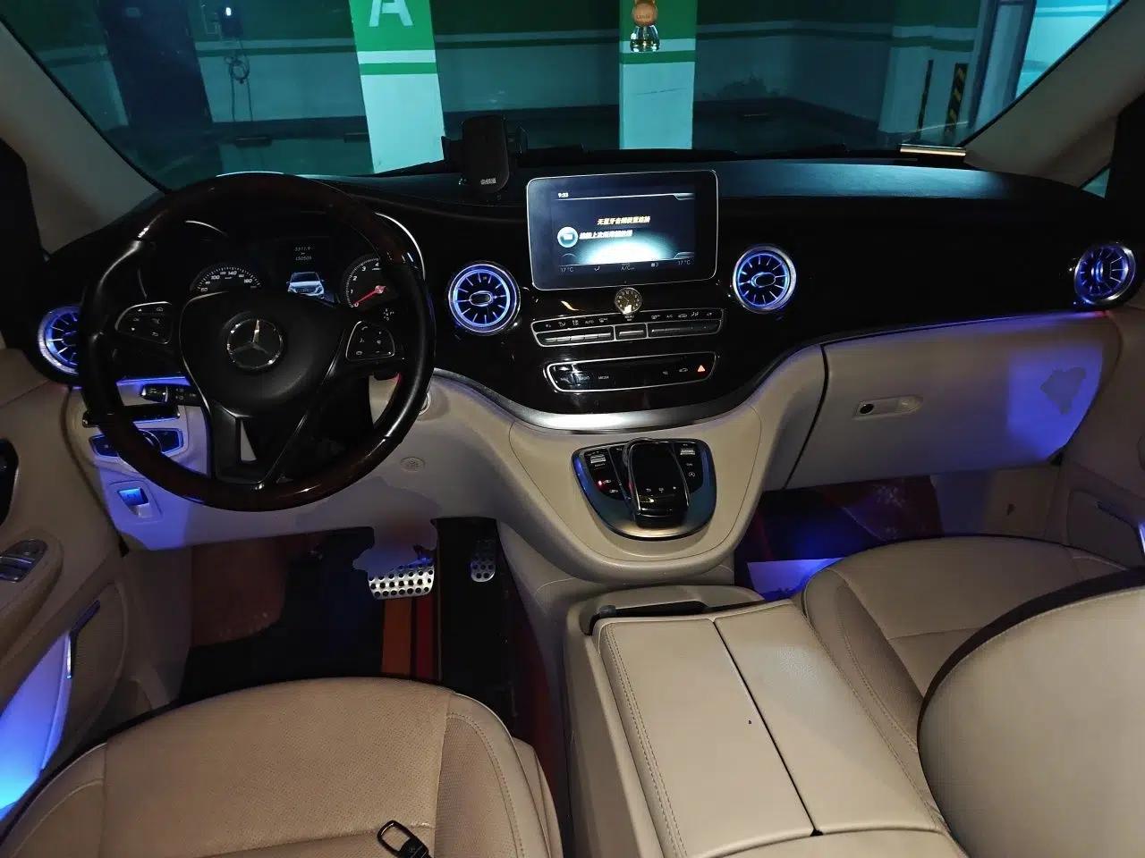Mercedes-Benz V-Class 2016 V 260 Prestige Edition — миниатюра 9