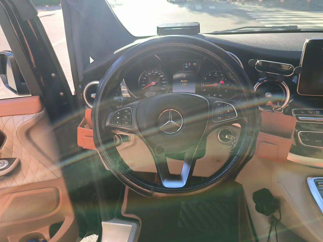 Mercedes-Benz V-Class 2018 V 260 L Prestige Extended Version China V — миниатюра 10