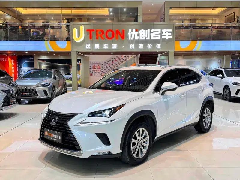 Lexus NX 2018 300h FWD Sport Edition (China V Emission Standard) — миниатюра 1